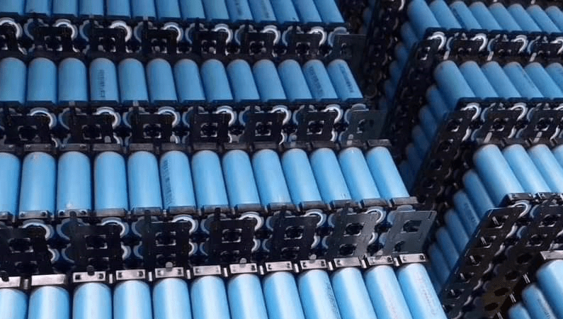 Configuring a lithium battery pack